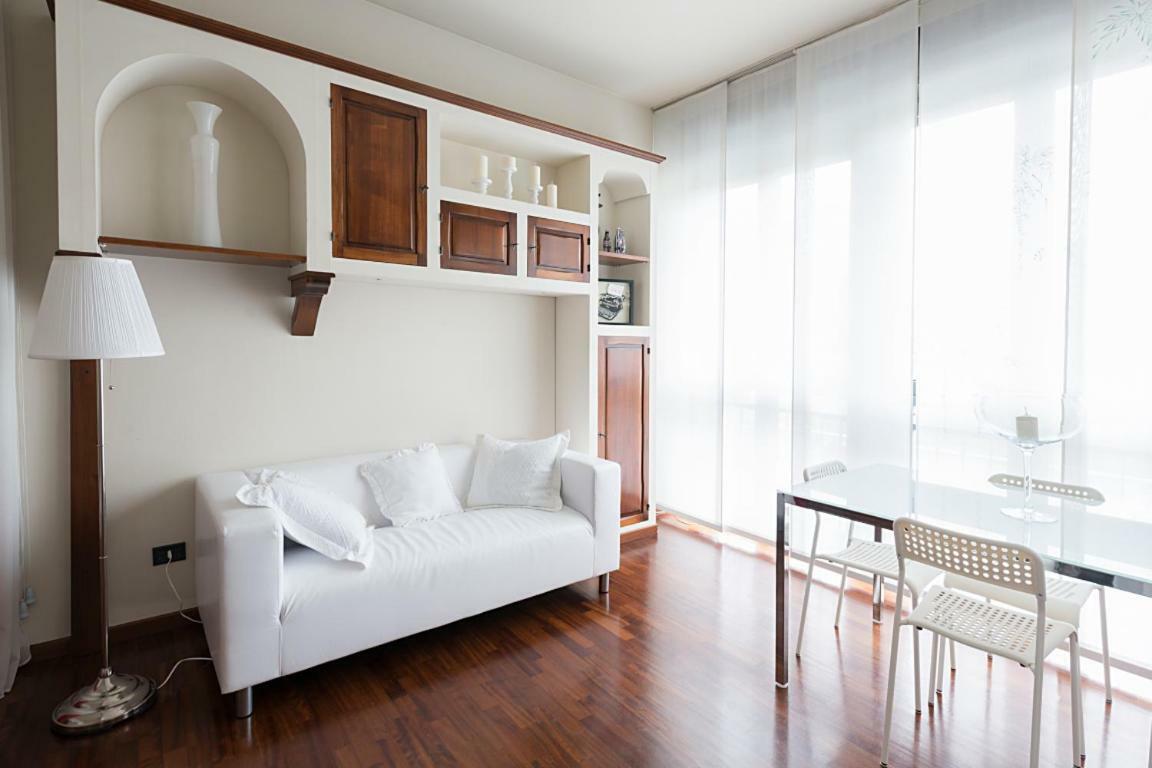Ferienwohnung Studio Downtown Fantastic Area Mailand Exterior foto